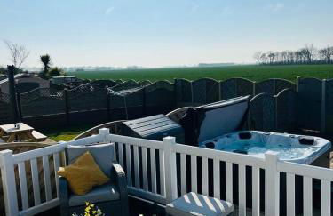 15 Sherringham Hot Tub Large garden Parking - Foto 1
