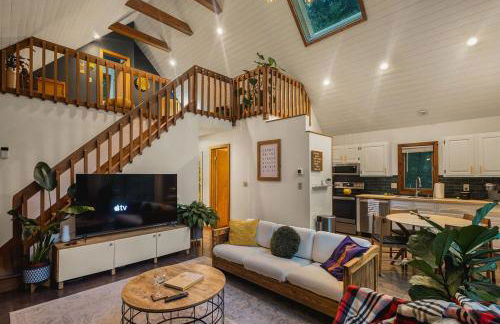 The Black Forest Chalet - Hot Tub, Hiking, Kayak - Foto 69