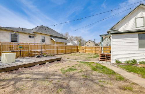 Walk to Memorial Stadium Family Home with Patio - Foto 21