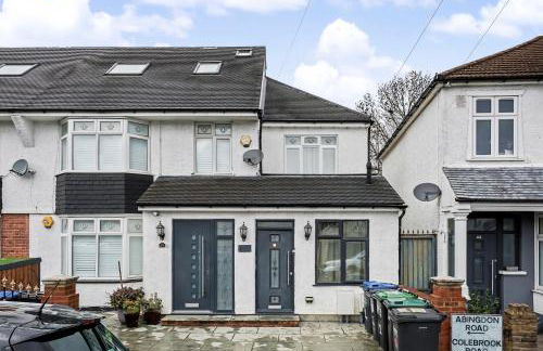 London Gem - Private Parking & Patio, 7m to Station - Foto 13