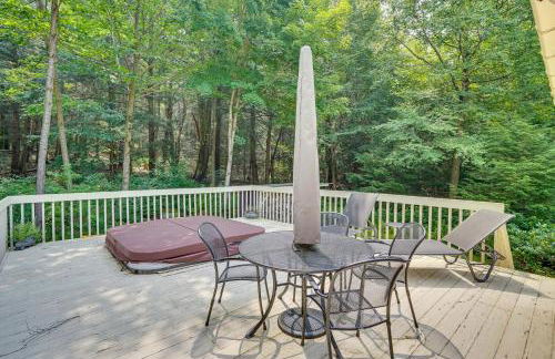 Lakefront Otis Home with Stunning Views and Boats! - Foto 37