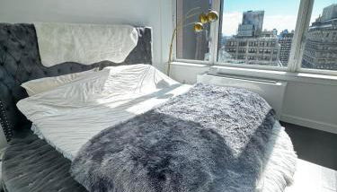 Chic Skyline 1BR Retreat - Foto 4