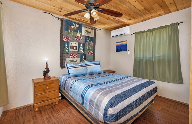 Immersed in Nature! Manzanita Cabin W/hot Tub - Foto 8