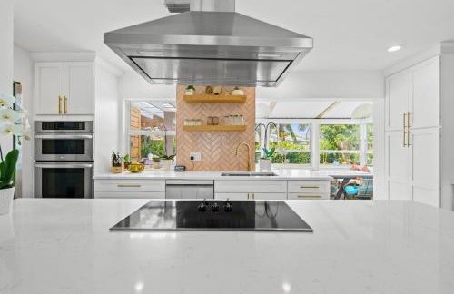 Sunny Vista by Rove Travel - Heated Pool & Firepit - Foto 12