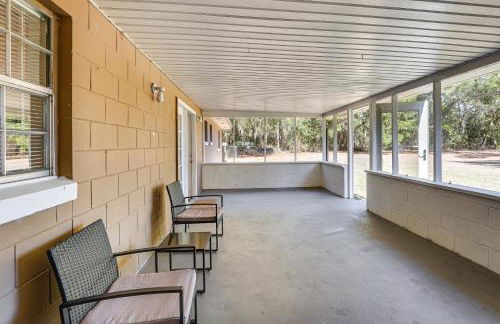 Hike and Fish! Wooded Family Getaway in Interlachen - Foto 4