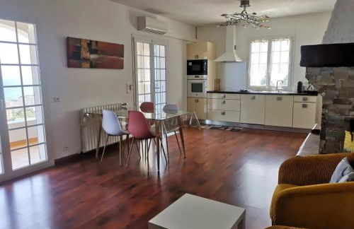 Appartement Vue Mer à Bastia, terrasse et piscine privée. - Photo 15
