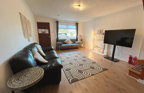 Cozy 2 bedrooms with private parking space and garden - Foto 1