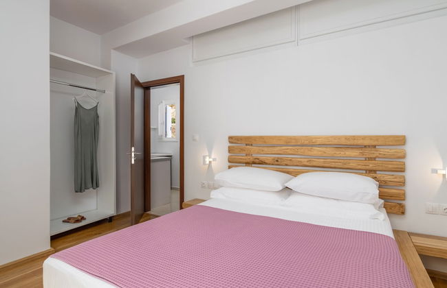 Milesian Suites - Foto 14