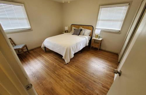 South Side Chic 3Br 1Ba 10mn to McConnell Spirit - Photo 18