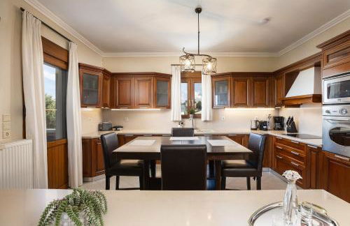 Villa Aris: A Serene Experience, 3BRs, Pool & Bbq - Photo 8