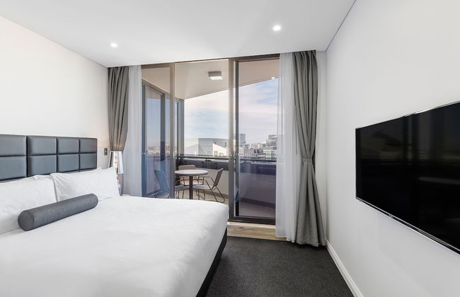 Meriton Suites Church Street, Parramatta - Photo 5