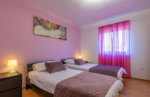 Villa Letish, a charming and inviting Mediterranean Villa - Foto 13