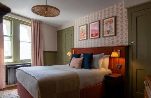 Round House Apartments - Photo 98
