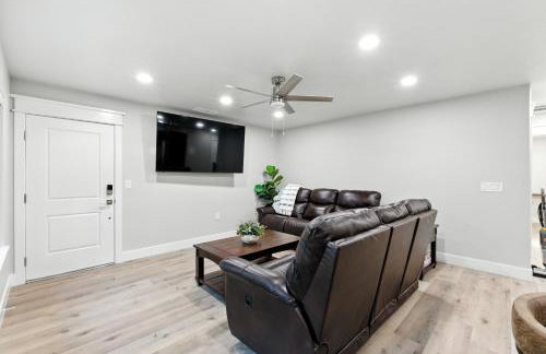 The White House Coveted Triplex Near Lake - Foto 24