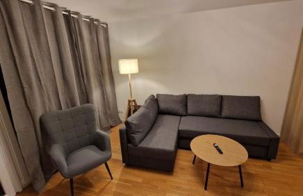 Moderne, barrierefreie Wohnung im Herzen der Stadt mit Parkplatz, WLAN und TV - Marta - Foto 13