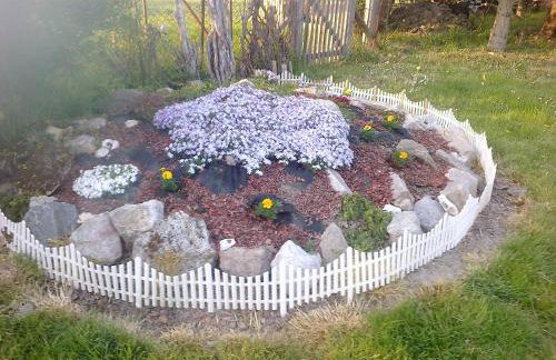 Seoski Turiziam Larva - Photo 6