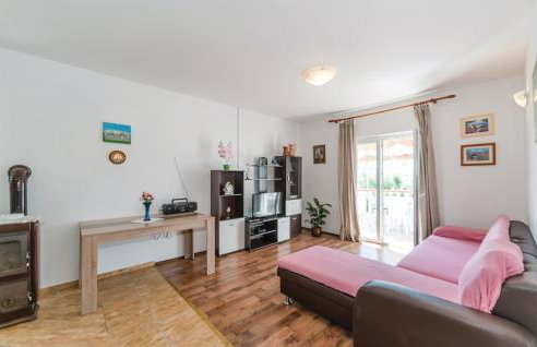 Cozy Apartment In Kustici With Wifi - Foto 3