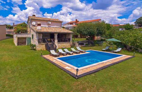 Stara Hiža in Sveti Petar u Šumi (Haus für 6-8 Personen) - Foto 1