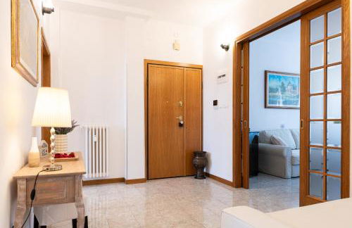 Godi Fiorenza Suite - Duomo a 15 Minuti e Aeroporto a 4 Minuti con Tramvia T2 - Foto 26