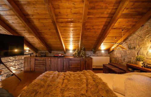 Chalet 1932 Boutique Mountain Chalet με Ιδιωτικό Hot Tub & Τζάκι - Photo 21