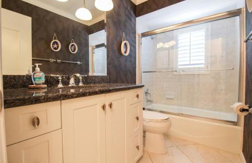 Charming 2 BR home minutes from Siesta Key beaches - Destination Paradise - Foto 17