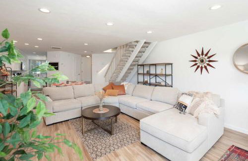 Blacklake Resort Vacation Rental Nestled on the 9t - Foto 9