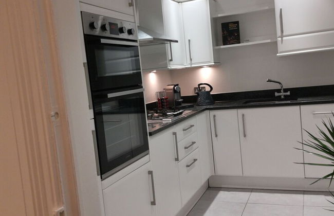 Best Location Town Centre House 2 - Foto 9