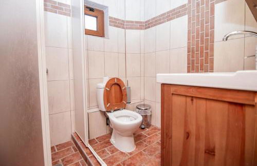 Mountain Stonehouse - By Alseides - Foto 25