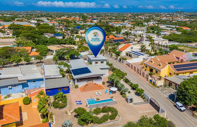 Spacious 4BR Villa Private Pool Cozy Location - Photo 52