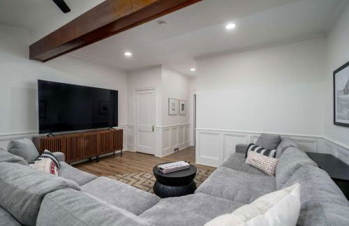 Roll Tide Bungalow-3 miles to UA- 5 TVs- Game Room - Foto 8