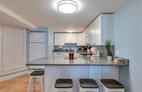 2BR Apt w/ 3 min Walk to downtown SWH - [Low Tide] - Foto 24