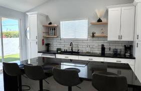 NEW PHX Pool Home With Deep End and Central Location - Foto 4