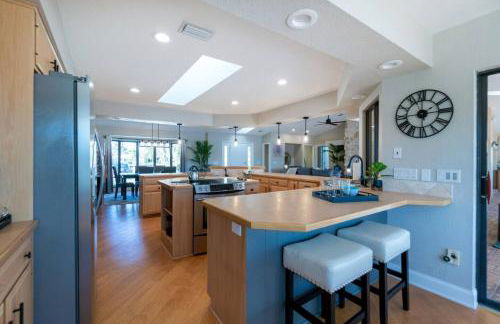 V Tropical-waterfront-free Heated Pool- Beach and Fishing Gear Bikes Kayaks - Foto 38