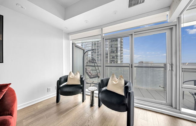 The Harbour Toronto - Photo 74