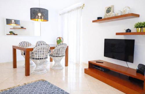 Avenue Apartment - Family-friendly T2 - Estacionamento Privado - Foto 4
