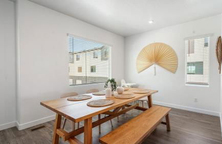 Family-Friendly 3-Story Home Sleeps 8 - Foto 2