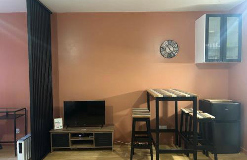 Studio Spacieux 4 Personnes avec Terrasse privée & Bureau - Gare à 4min, Paris en 30min - Foto 16