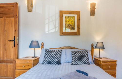 Casa Mundo - 16th century traditional white village house with pool - Foto 32