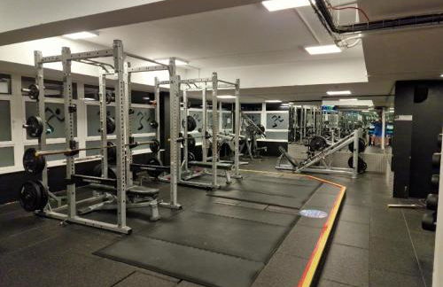Castle Townhouse Kenilworth - Private Parking - 24 Hr Gym Access - Town Centre - Foto 4