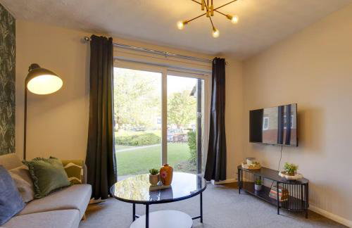 Pass the Keys Ground Floor Apartment with Free Parking - Foto 1