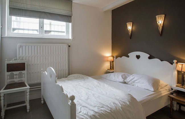 Beautiful Villa Near the Sea - Photo 11