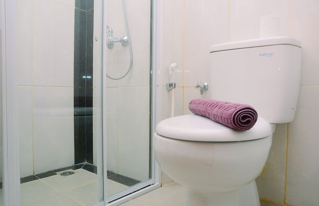 Cozy and Simple Living 1BR Grand Kamala Lagoon Apartment - Foto 19