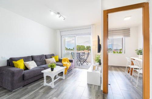 Penthouse - Sea Views & 5min to Beach - Fast WiFi - AC - Foto 14