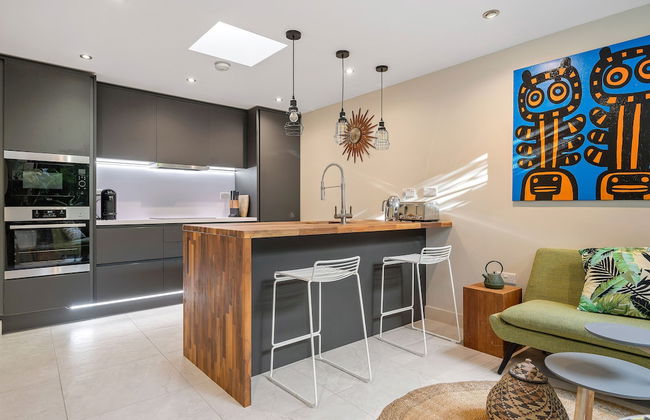 Central London 3-bed Apt, Sleeps 6, 3 Mins to Tube - Foto 8