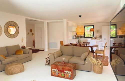 Le Petit Bali Spacieuse Villa pour 8 avec Piscine - Photo 10