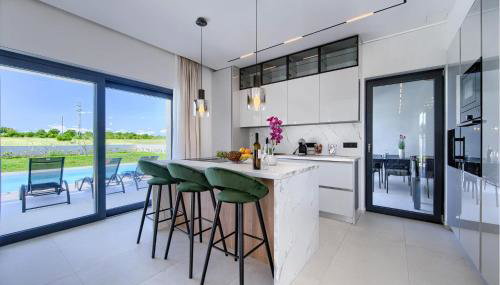 3 Bedroom Cozy Home In Nedescina - Foto 5