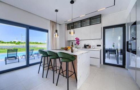 3 Bedroom Cozy Home In Nedescina - Foto 5