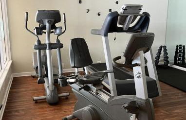 Newly Renovated Villa with King Bed and Amenities, 1 mile to Mohegan Sun - Foto 20