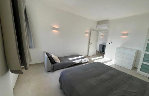 Newly Refurbished Komiza Haven - Photo 17