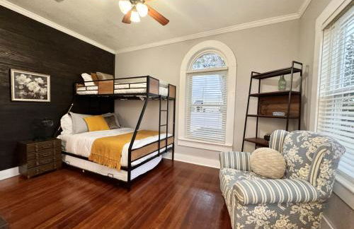 The River City Haven- Cozy, Spacious Home Near Downtown - Foto 9